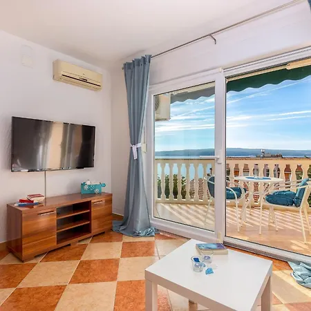 Mit Balkon Und Meerblick By Interhome *