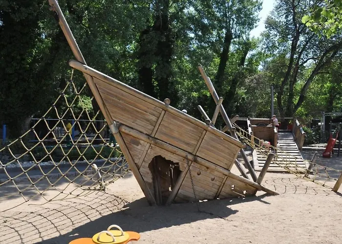 Apartment Mit Balkon Und Meerblick By Interhome