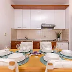 Mit Balkon Und Meerblick By Interhome Apartman *
