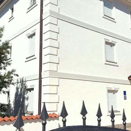 Mit Balkon Und Meerblick By Interhome Apartman *