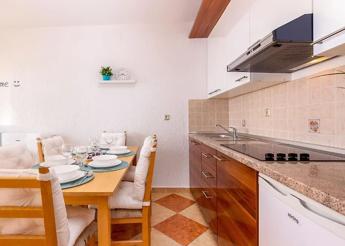 Mit Balkon Und Meerblick By Interhome Apartamento Crikvenica