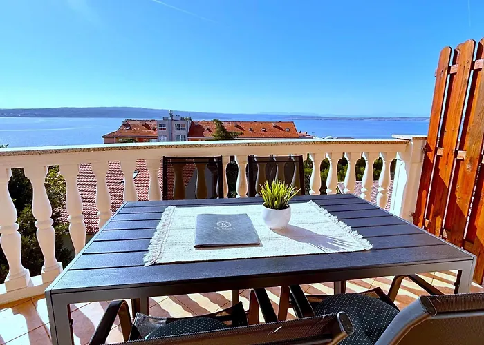 Mit Balkon Und Meerblick By Interhome Apartamento Crikvenica