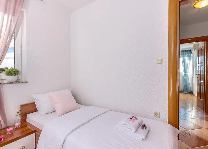 Mit Balkon Und Meerblick By Interhome *